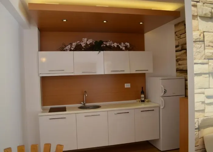 Апартамент Sweet 2 *